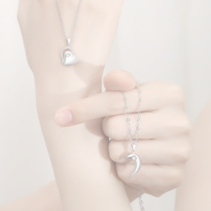 Dây chuyền đôi bạc đính đá CZ gắn nam châm Heart to Heart
